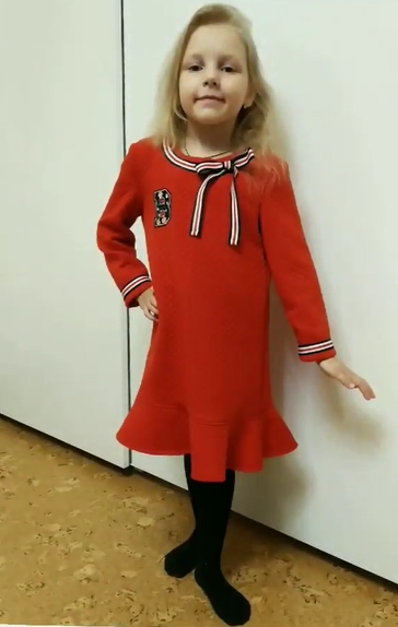 Детское платье из капитоне